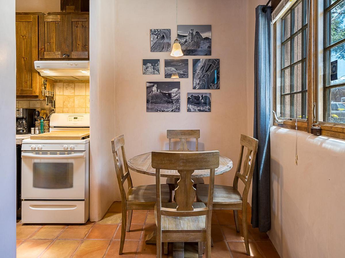 Сasa de vacaciones Deseo De Santa Fe, 2 Bedrooms, Patio, Wifi, Sleeps 4 *